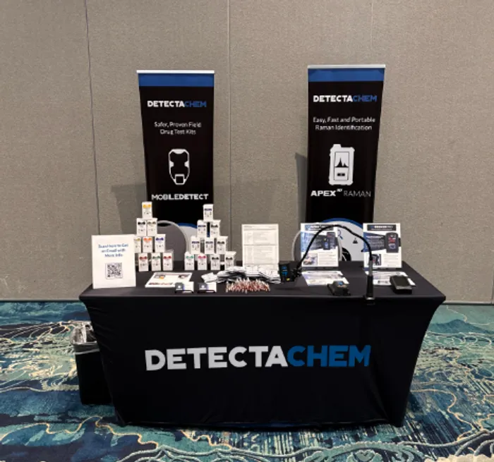 CustomProPrints.Com - Custom Rectangle Table Covers