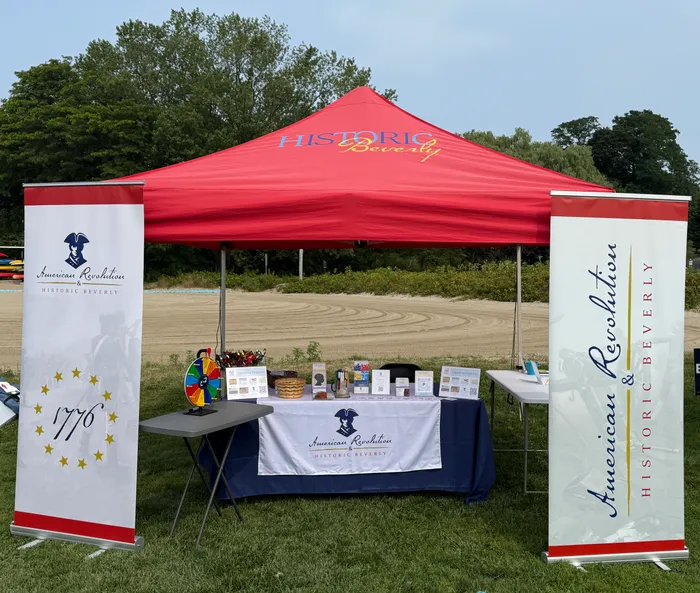 CustomProPrints.Com - Table Runner