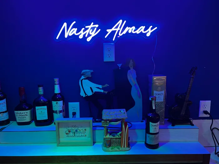 CustomProPrints.Com - Custom Neon Sign