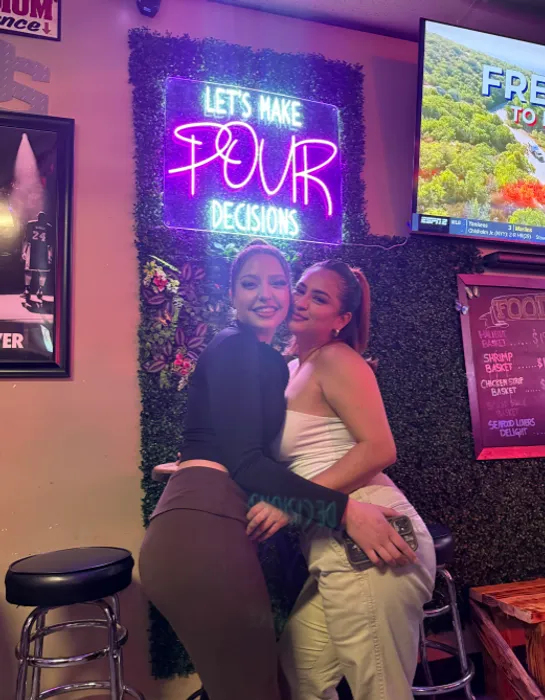 ImprintNow.fr - Let's Make Pour Decisions Neon Signs