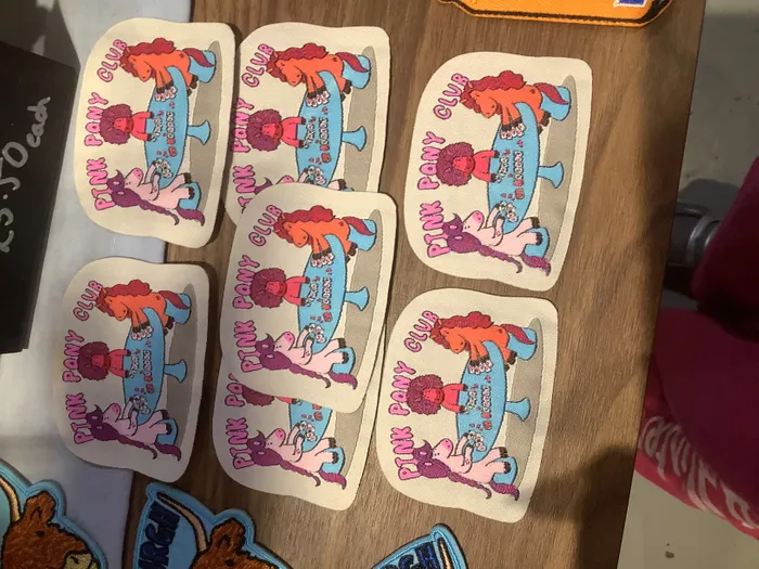 CustomTeesToday.com - Custom Shaped Magnets