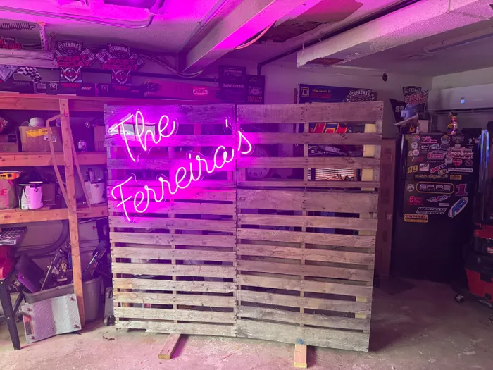 StealthPins.Com - Custom Neon Sign