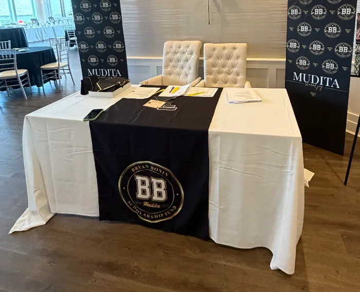 ImprintNow.de - 24 Hour Rush Rectangle Table Covers