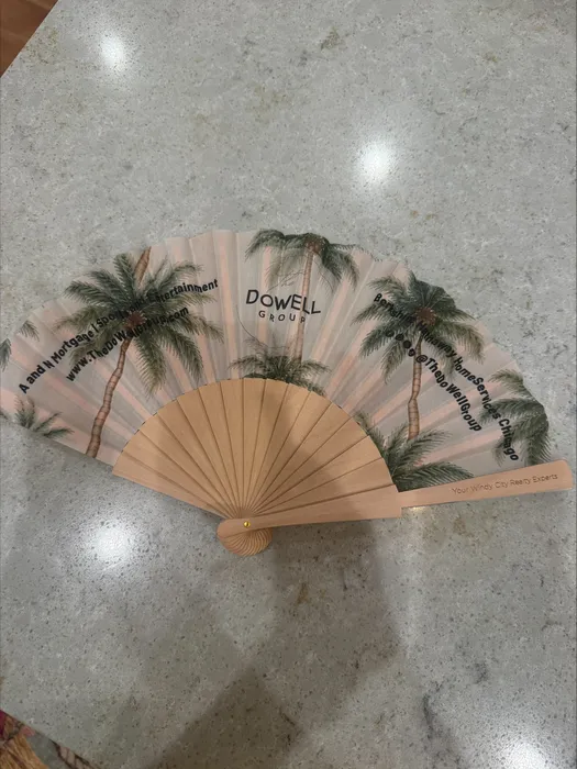 StealthPromoCo.Com - Smooth Open & Close Hand Fans