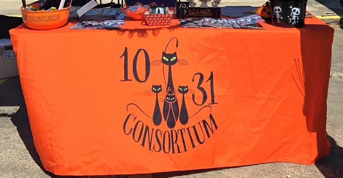 ToteBagsNow.Com - Custom Rectangle Table Covers