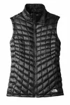 Gilet ThermoBall Trekker de The North Face pour femme. NF0A3LHL Noir TNF