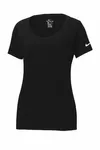 Nike Damen Dri-FIT Baumwolle/Polyester T-Shirt mit Rundhalsausschnitt. NKBQ5234 SCHWARZ