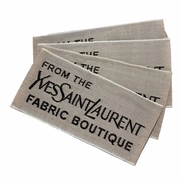 Étiquettes tissées