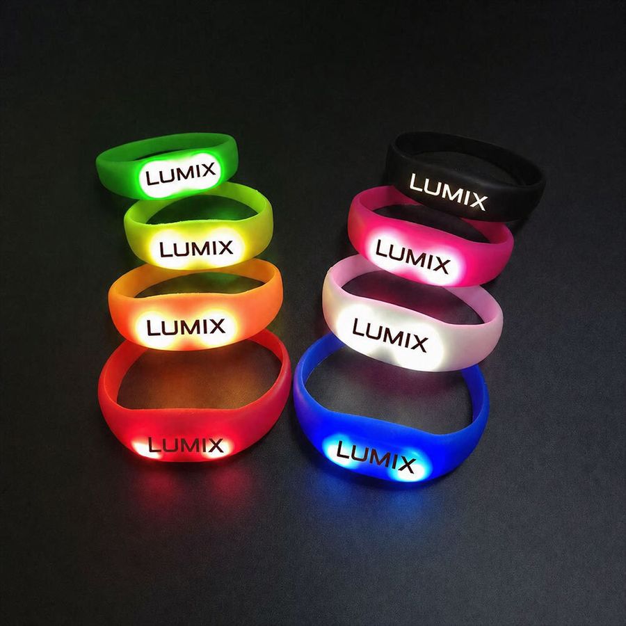 Light Up Silicone Wristbands - Tote Bags Now